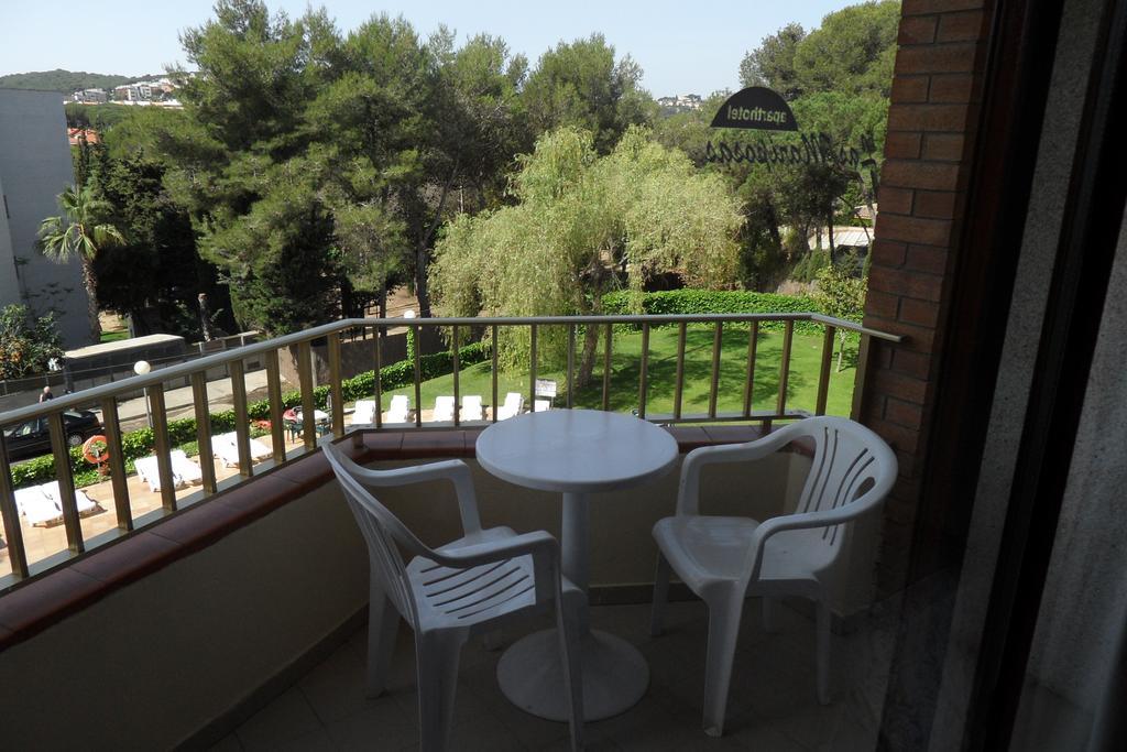 Aparthotel Las Mariposas Lloret de Mar Room photo