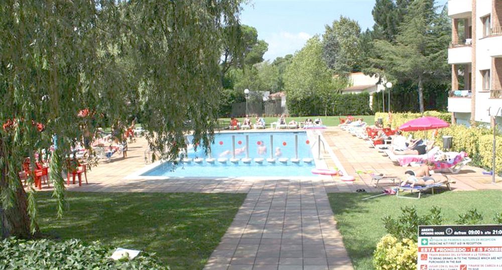 Aparthotel Las Mariposas Lloret de Mar Exterior photo